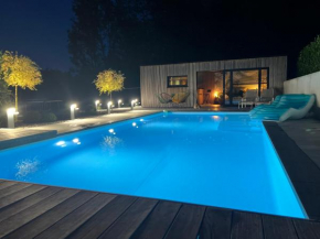 Pool House 85